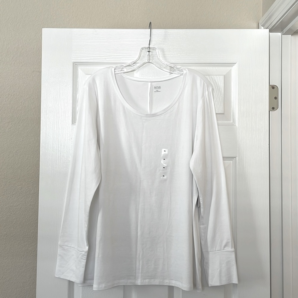 ANNA A NEW APPROACH LONG SLEEVE BASIC WHITE TOP